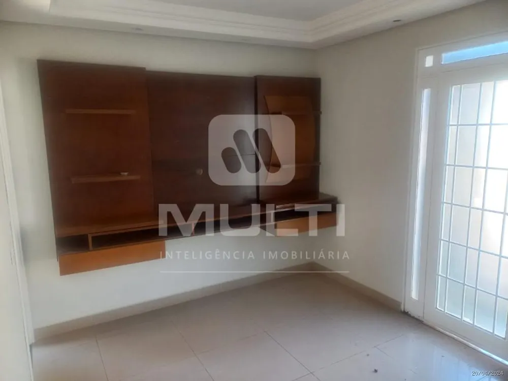 Casa, 4 quartos, 240 m² - Foto 7