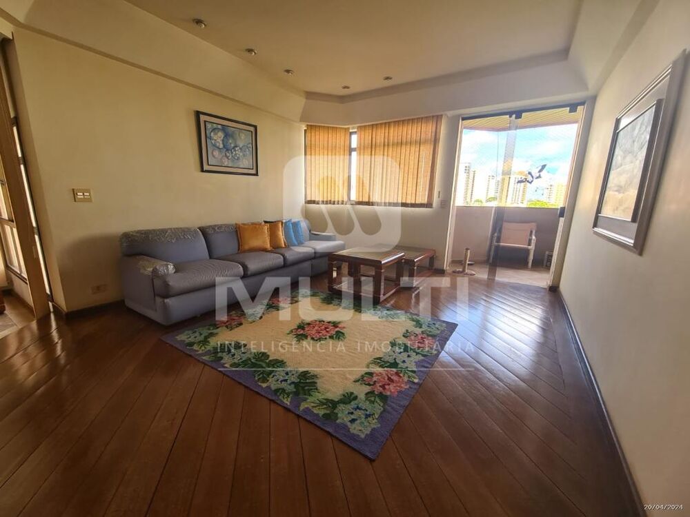 Apartamento à venda com 5 quartos, 280m² - Foto 1
