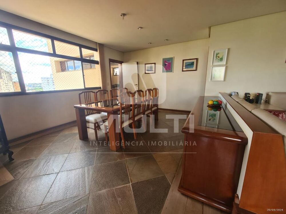 Apartamento à venda com 5 quartos, 280m² - Foto 4