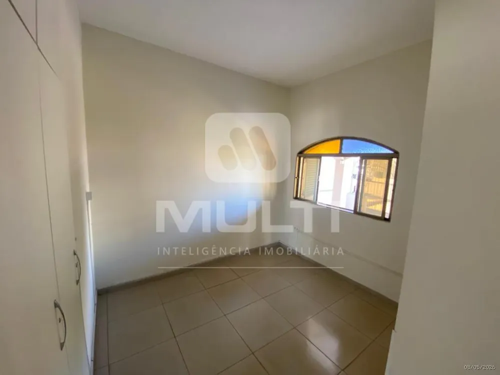 Casa, 5 quartos, 289 m² - Foto 3