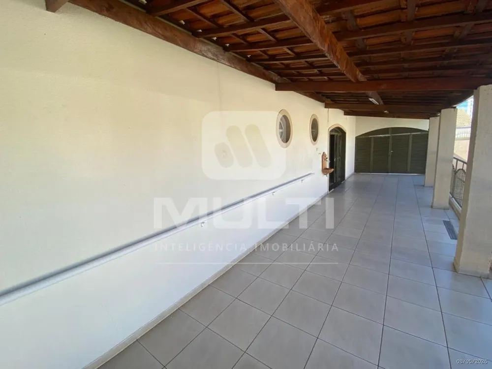 Casa, 5 quartos, 289 m² - Foto 10