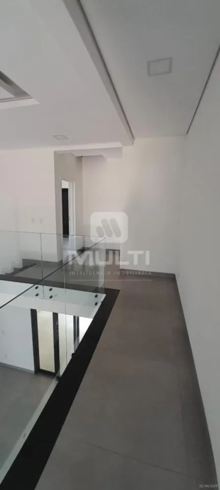 Casa, 4 quartos, 260 m² - Foto 3