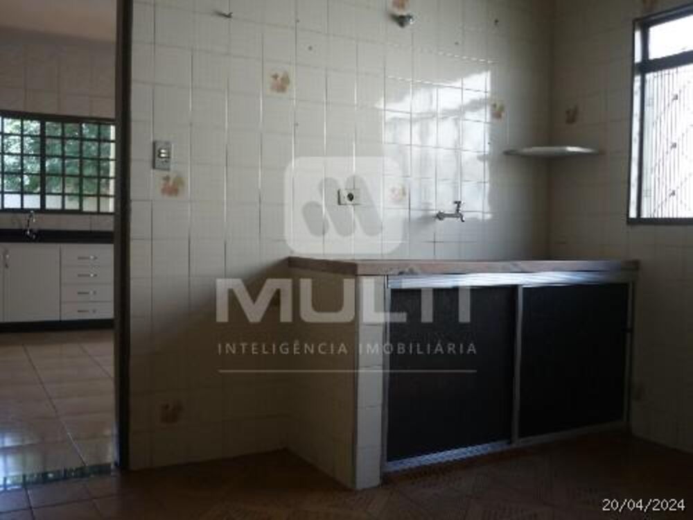 Casa, 3 quartos, 200 m² - Foto 23