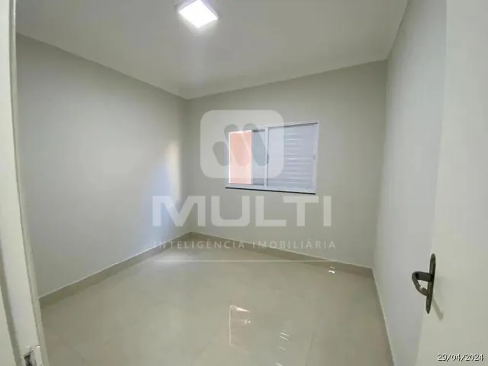Casa, 3 quartos, 218 m² - Foto 4