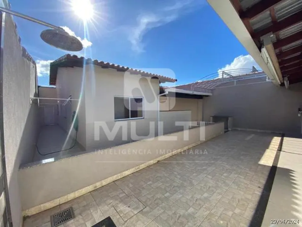 Casa, 3 quartos, 218 m² - Foto 9