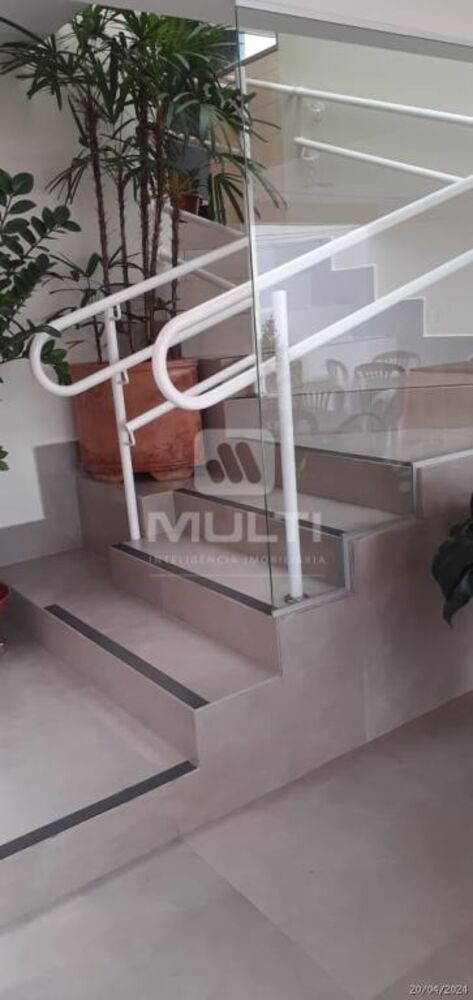 Casa, 3 quartos, 250 m² - Foto 21