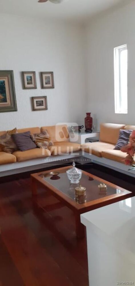 Casa, 3 quartos, 250 m² - Foto 8