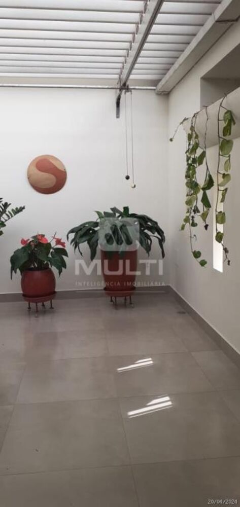 Casa, 3 quartos, 250 m² - Foto 12