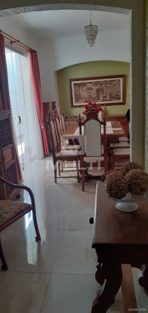 Casa, 3 quartos, 250 m² - Foto 2