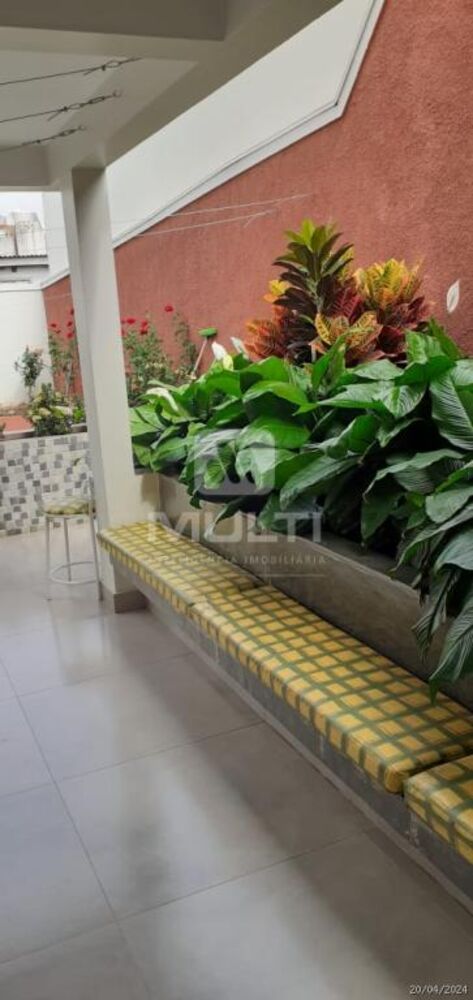 Casa, 3 quartos, 250 m² - Foto 18