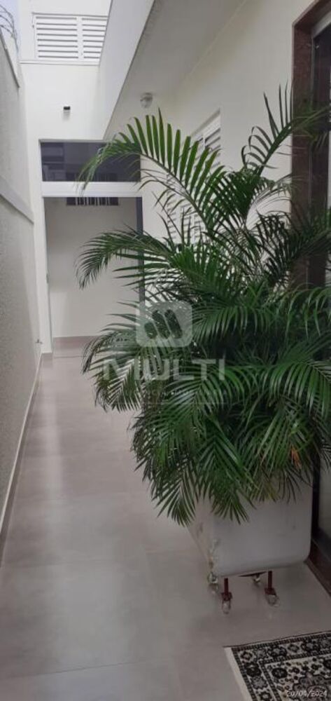 Casa, 3 quartos, 250 m² - Foto 15