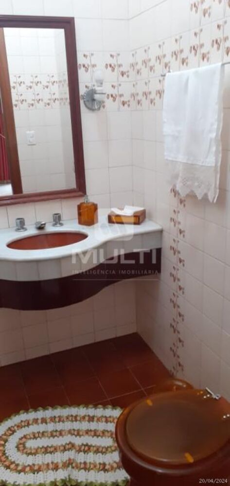 Casa, 3 quartos, 250 m² - Foto 16
