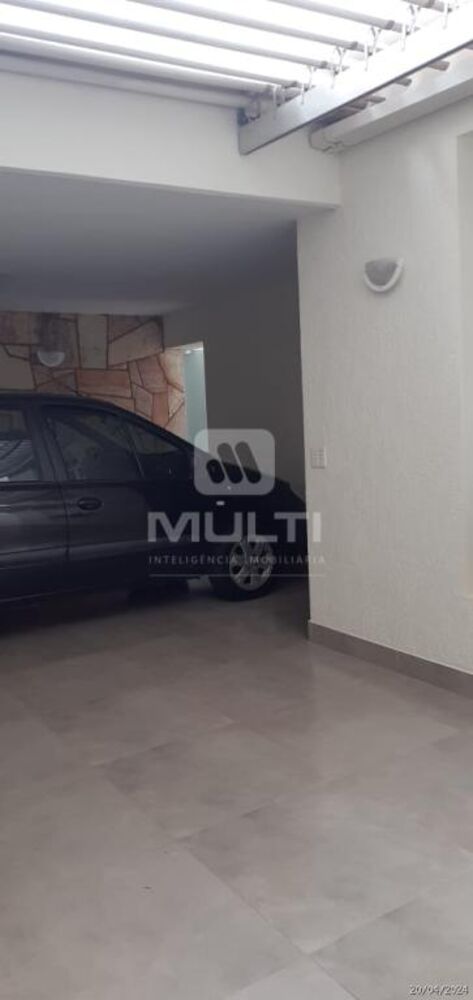 Casa, 3 quartos, 250 m² - Foto 1