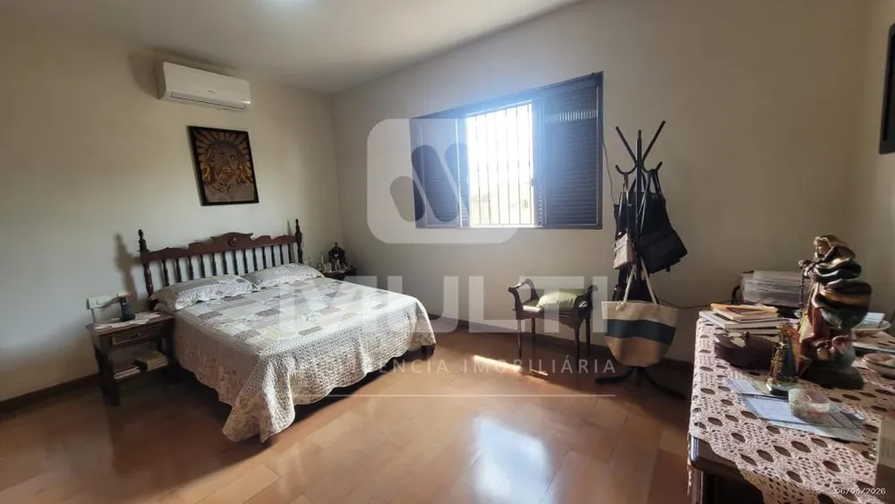 Casa, 5 quartos, 300 m² - Foto 6