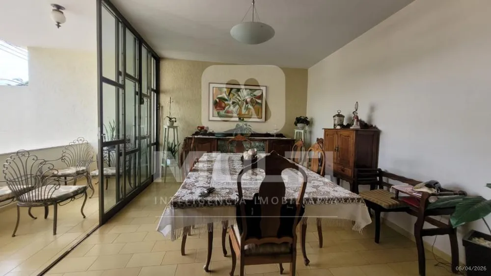 Casa, 5 quartos, 300 m² - Foto 1