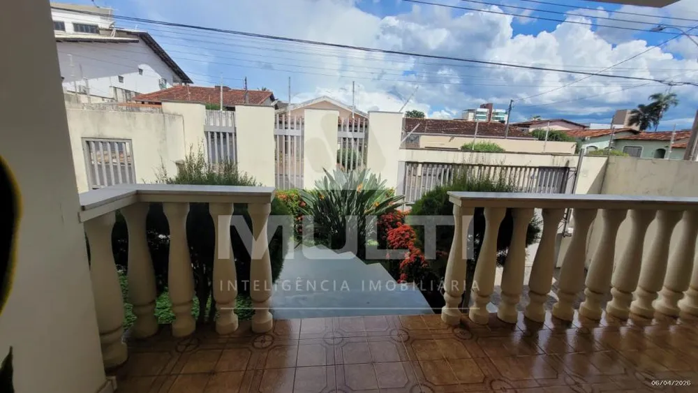 Casa, 5 quartos, 300 m² - Foto 3
