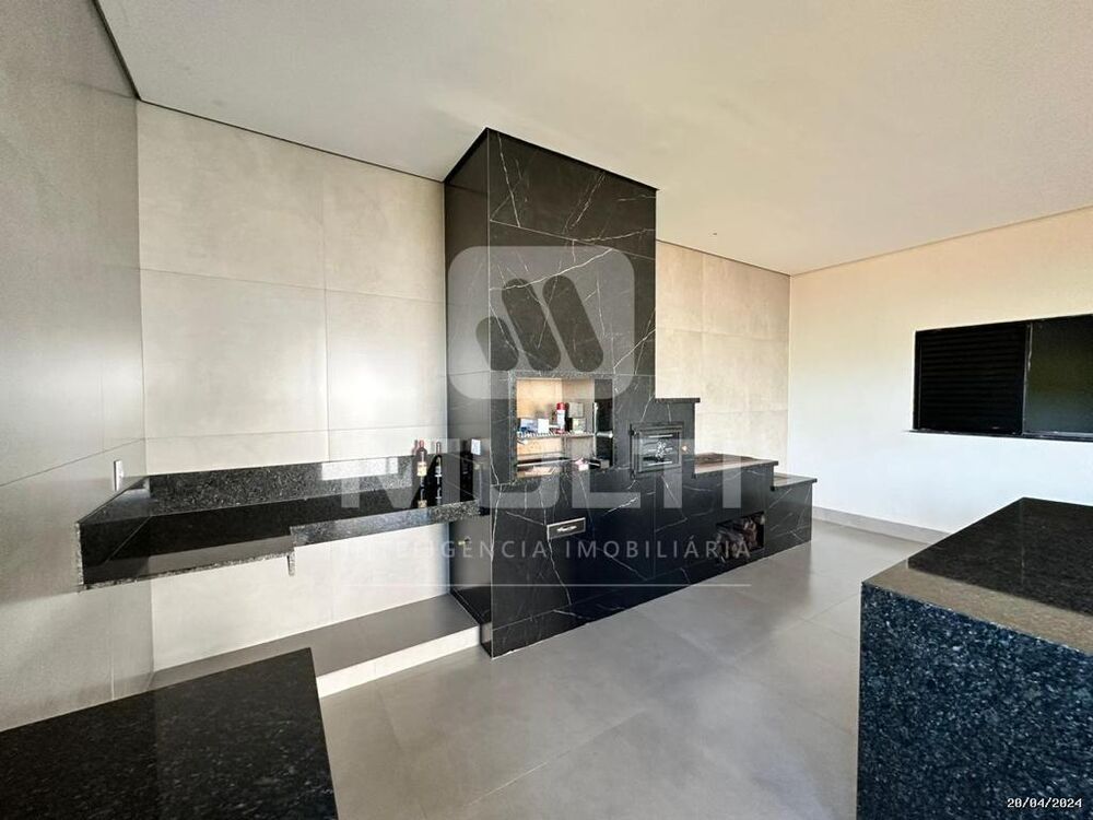 Chácara à venda com 3 quartos, 270m² - Foto 8