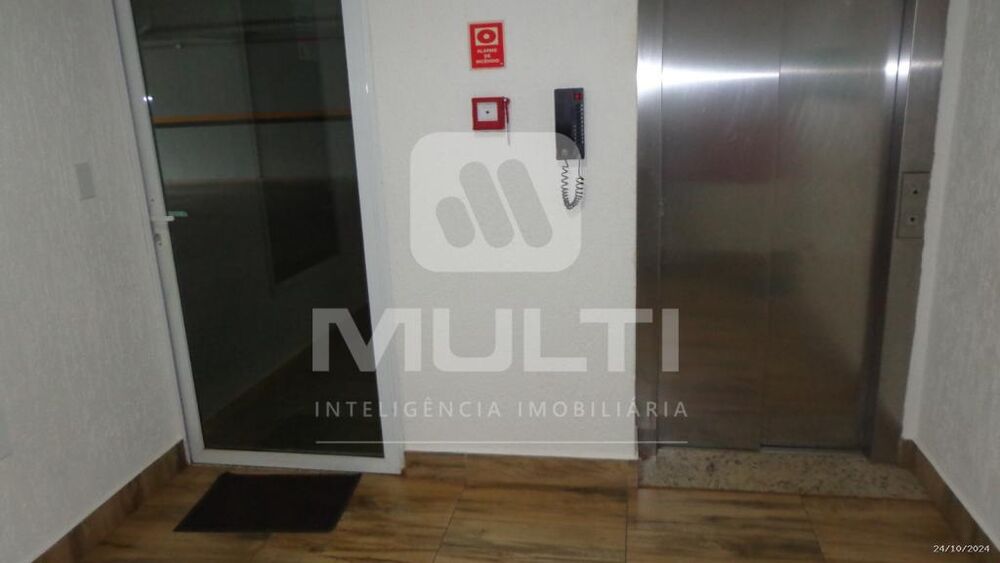 Apartamento à venda com 3 quartos, 94m² - Foto 18