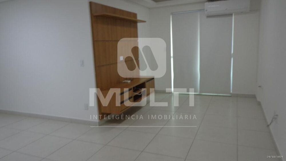 Apartamento à venda com 3 quartos, 94m² - Foto 1