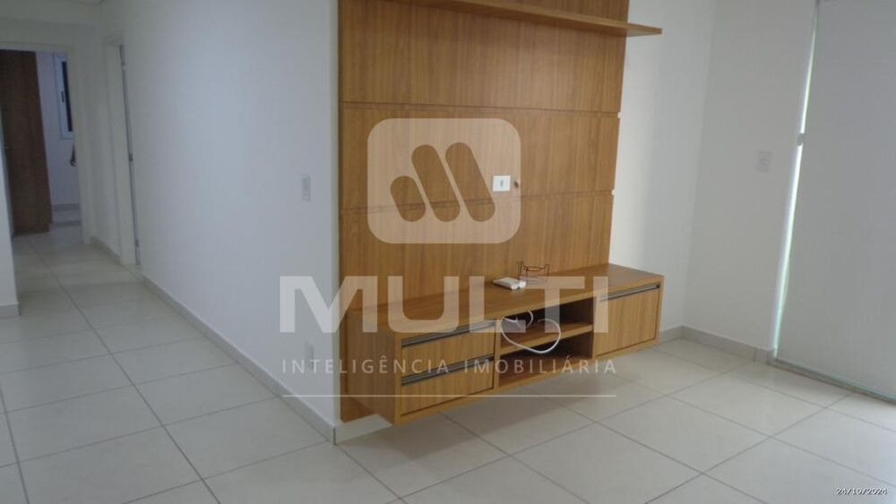 Apartamento à venda com 3 quartos, 94m² - Foto 2