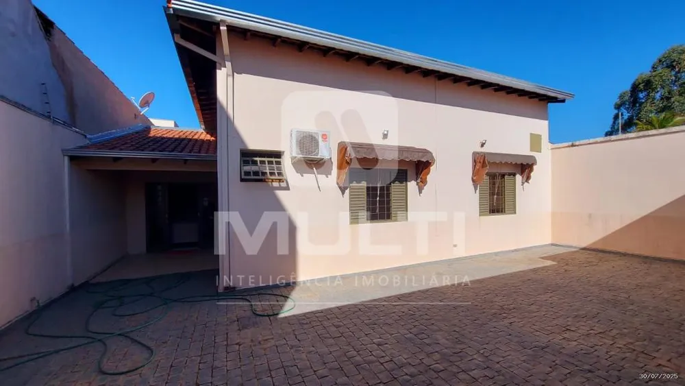 Casa, 3 quartos, 225 m² - Foto 11