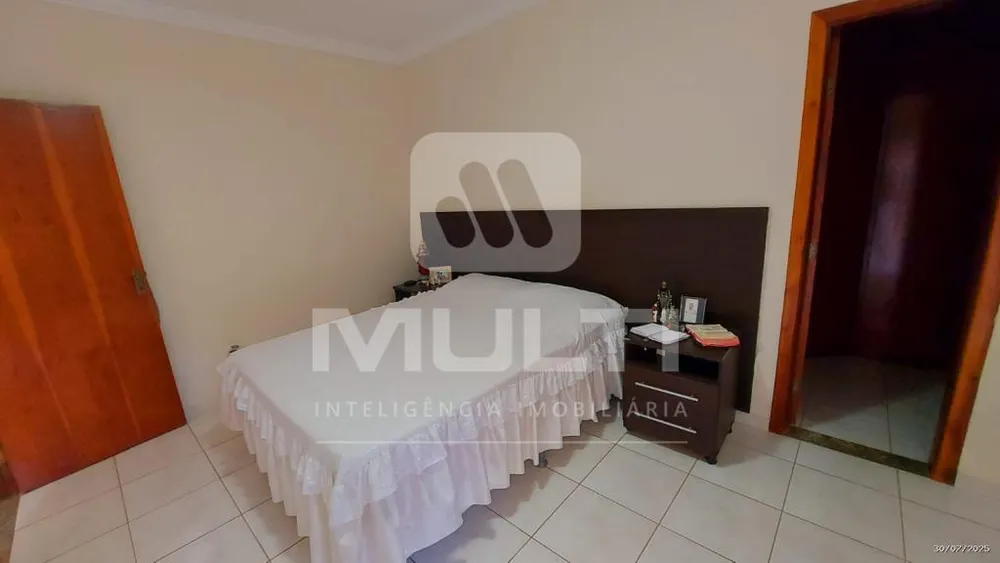 Casa, 3 quartos, 225 m² - Foto 4