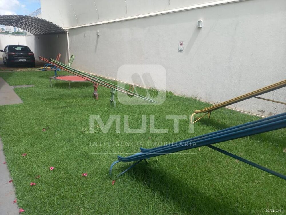 Apartamento à venda com 3 quartos, 76m² - Foto 17
