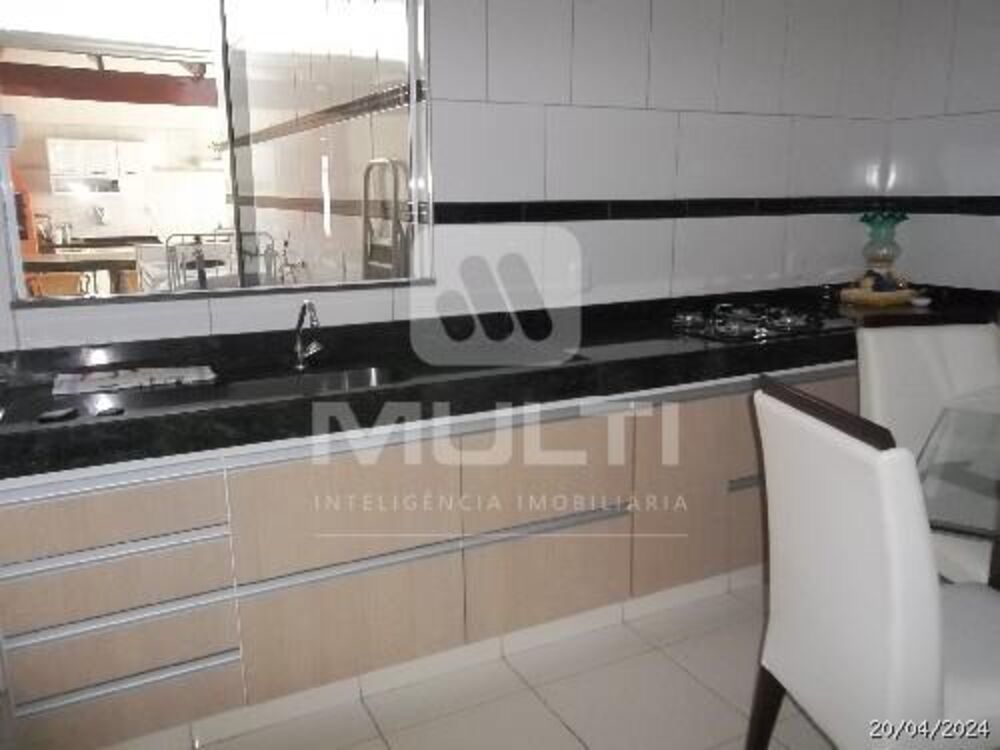 Casa, 3 quartos, 165 m² - Foto 9