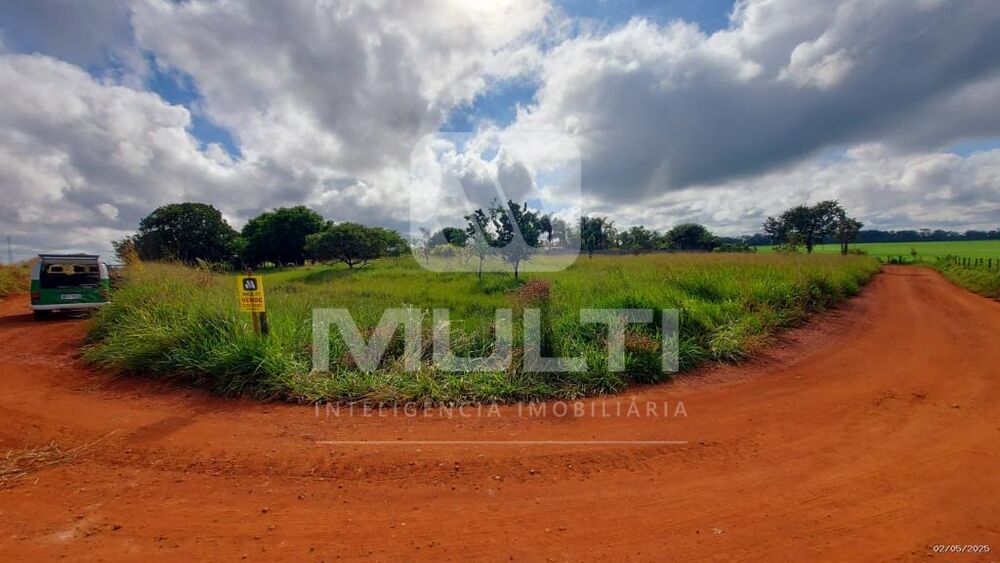 Chácara à venda com 1 quarto, 5000m² - Foto 1