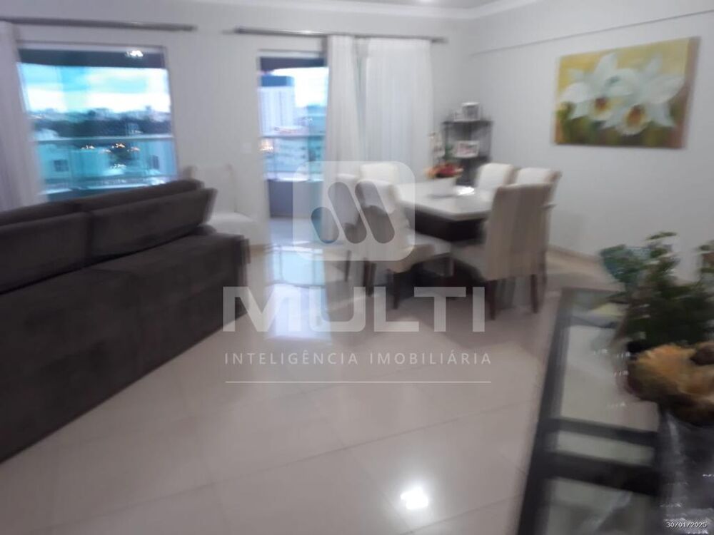 Apartamento, 3 quartos, 156 m² - Foto 2