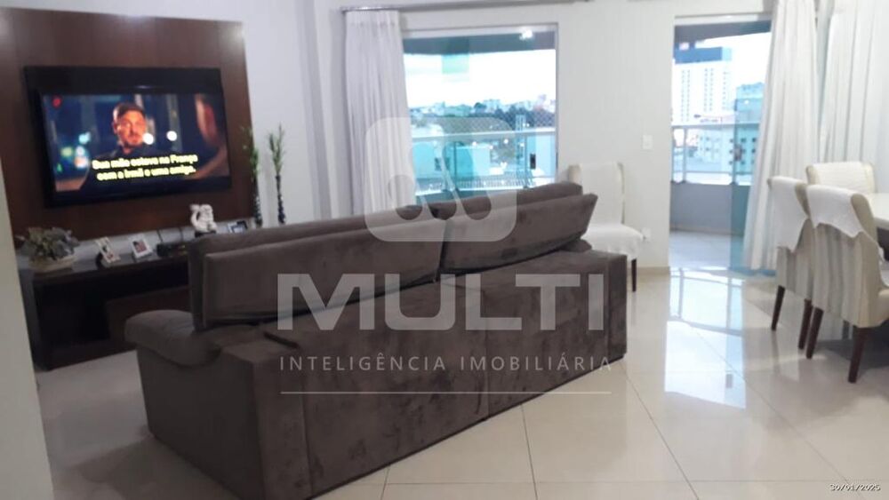 Apartamento, 3 quartos, 156 m² - Foto 1