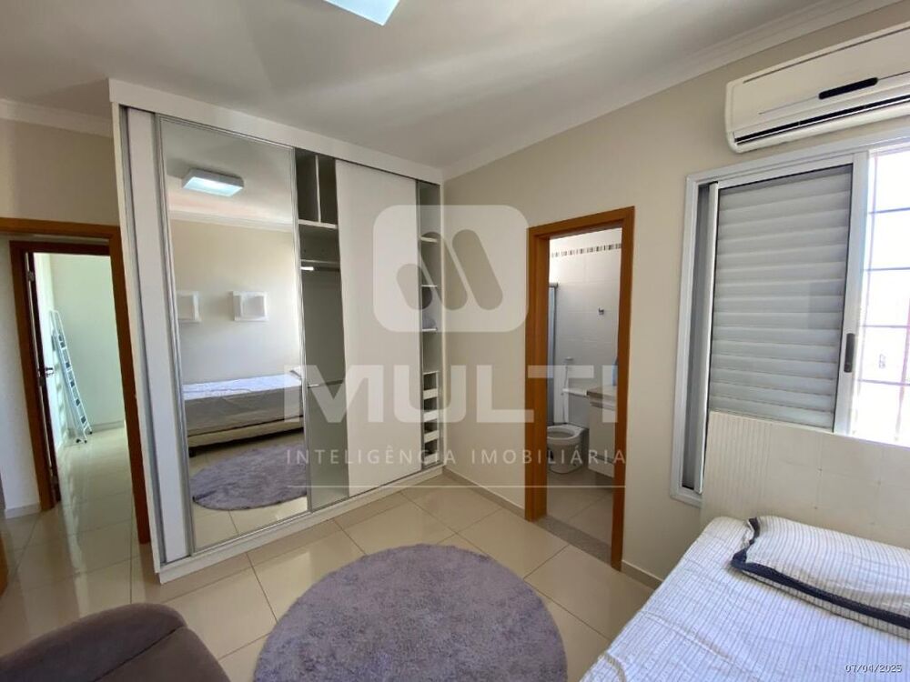 Apartamento à venda com 3 quartos, 179m² - Foto 6