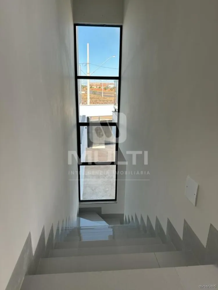 Casa, 3 quartos, 105 m² - Foto 1