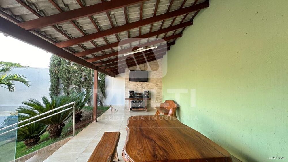 Casa, 4 quartos, 300 m² - Foto 4