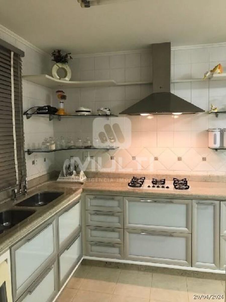 Apartamento, 4 quartos, 165 m² - Foto 1