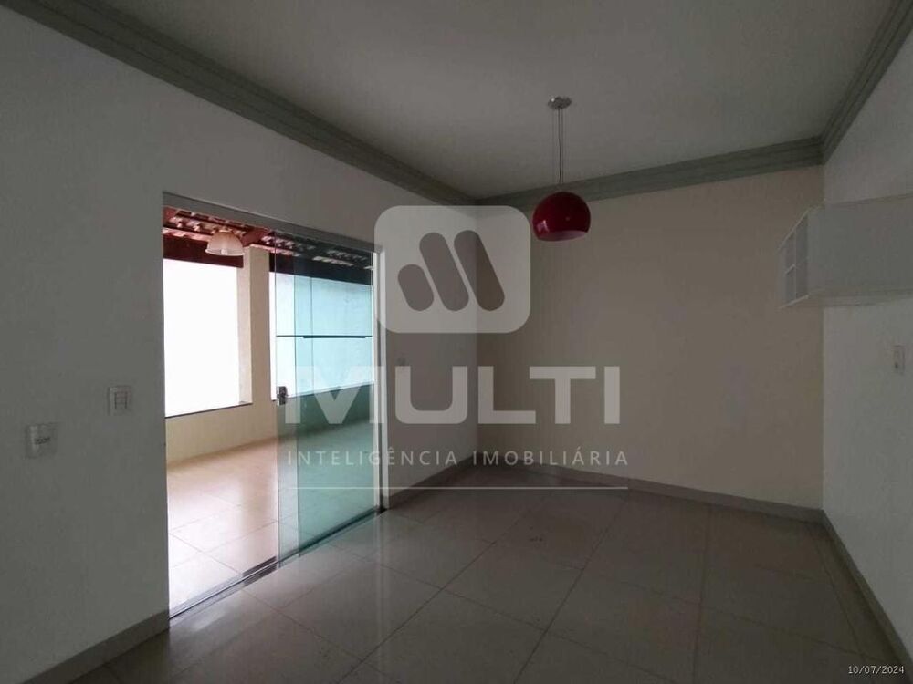 Casa, 2 quartos, 150 m² - Foto 2