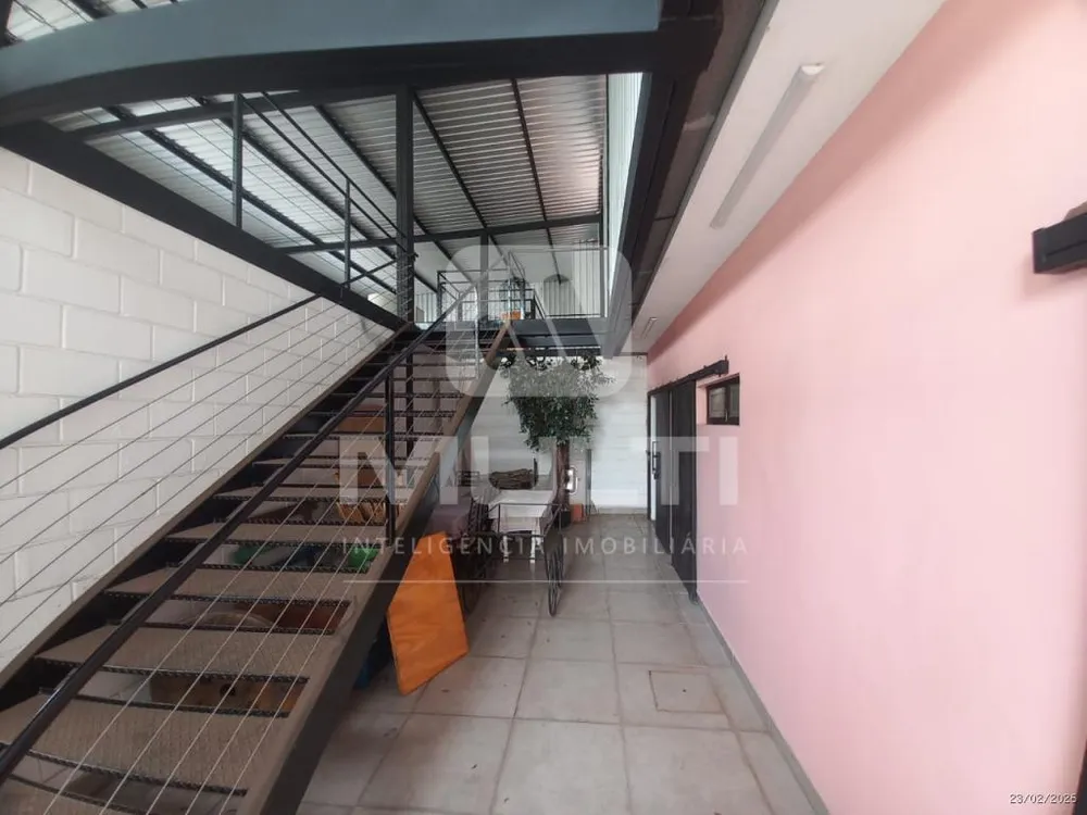 Casa, 1 quarto, 312 m² - Foto 2