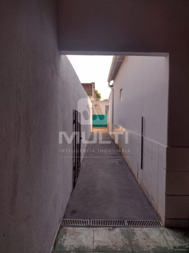 Casa, 3 quartos, 200 m² - Foto 2