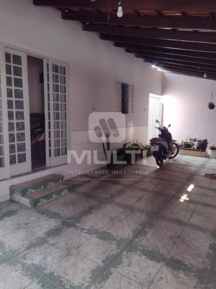 Casa, 3 quartos, 200 m² - Foto 1