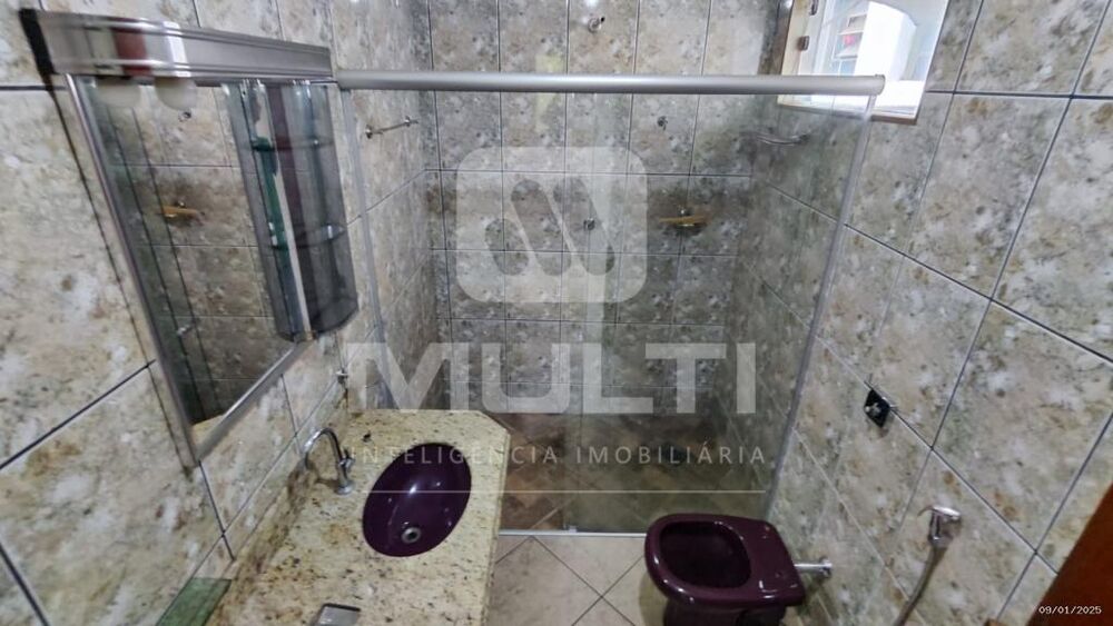 Casa à venda com 11 quartos, 480m² - Foto 11