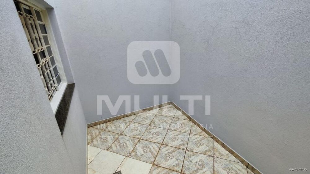Casa à venda com 11 quartos, 480m² - Foto 5