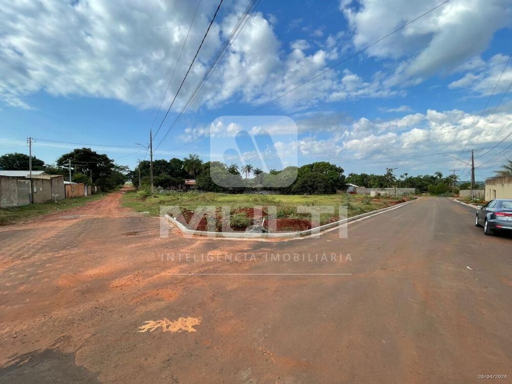 Loteamento e Condomínio - Foto 1