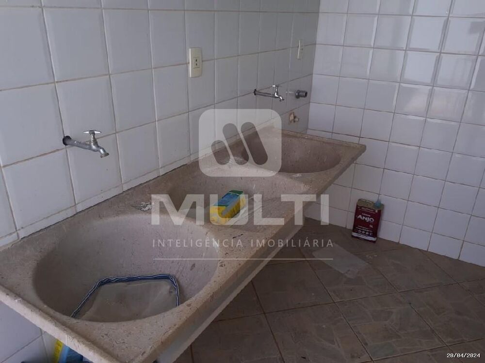 Casa, 5 quartos, 360 m² - Foto 3