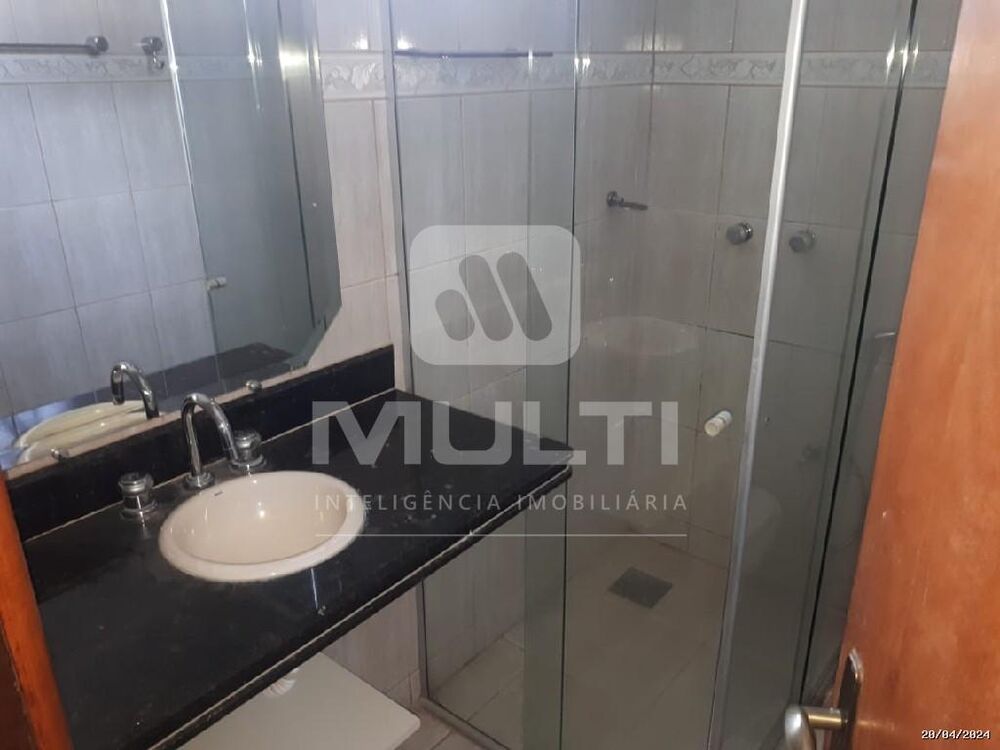 Casa, 5 quartos, 360 m² - Foto 2