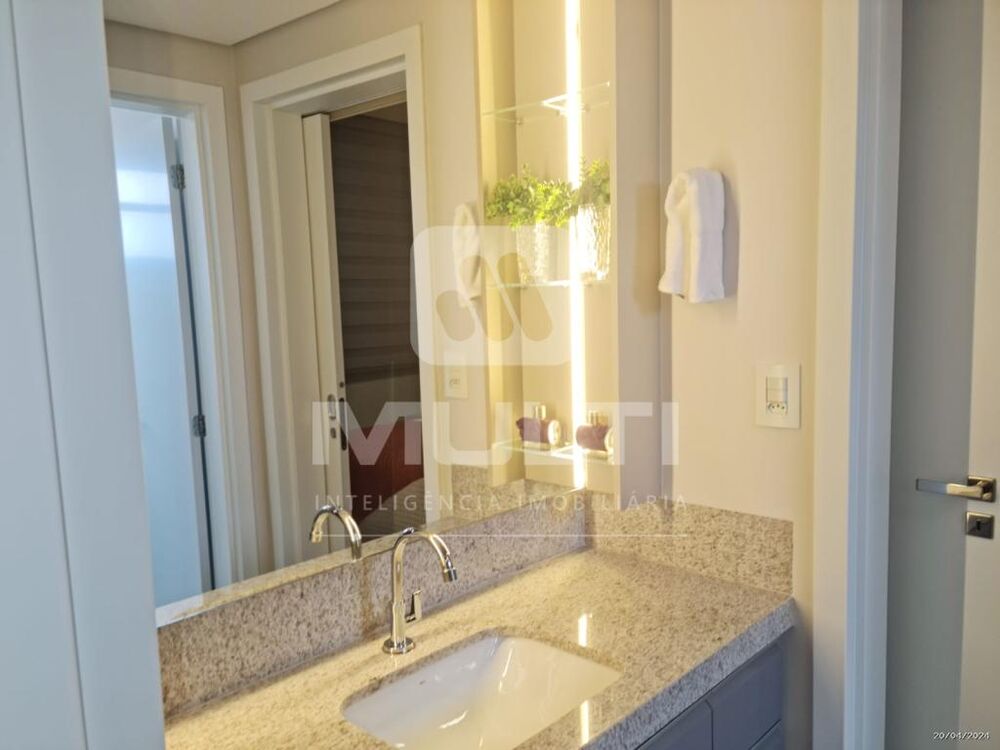 Apartamento, 3 quartos, 114 m² - Foto 1