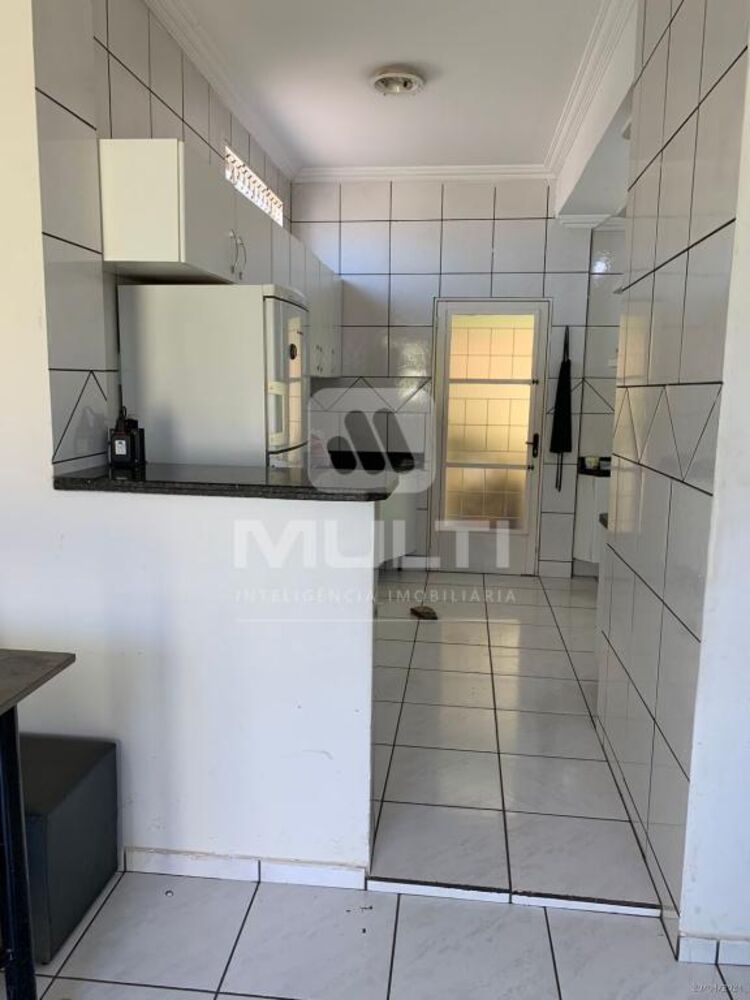 Casa, 3 quartos, 190 m² - Foto 1