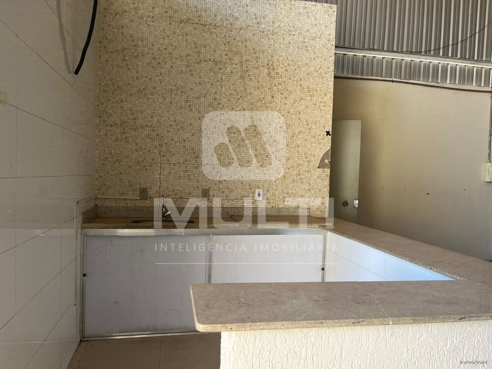 Fazenda à venda com 1 quarto, 350m² - Foto 3