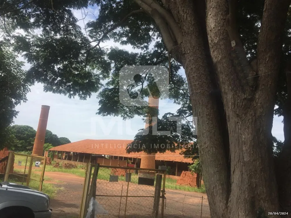 Loteamento e Condomínio - Foto 2