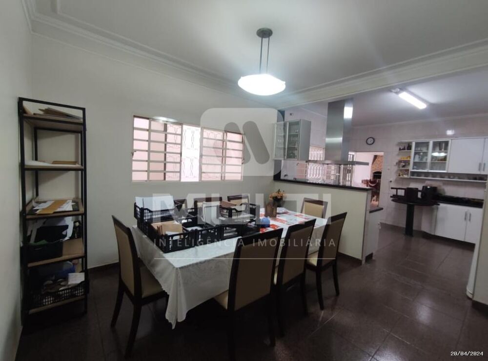 Casa, 3 quartos, 280 m² - Foto 8