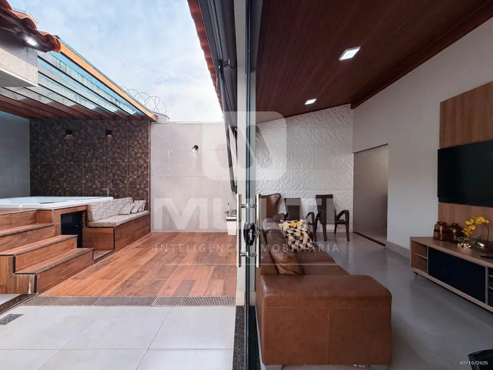 Casa, 4 quartos, 230 m² - Foto 2